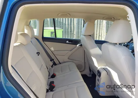 2017 Volkswagen Tiguan 2.0T S из США, поврежденный, VIN WVGAV7AX8HW510272